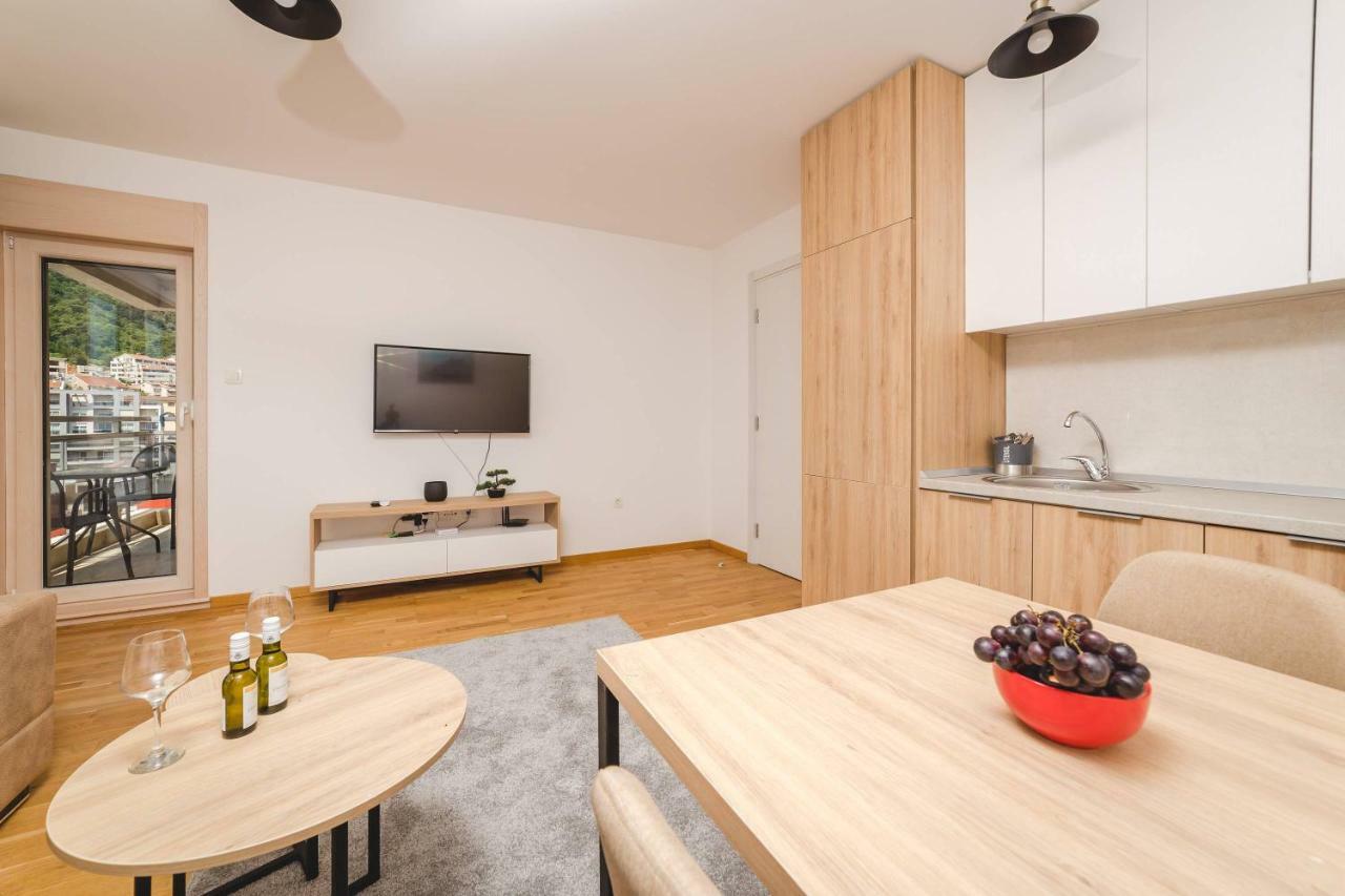 Blue Marlin Apartments Budva Dış mekan fotoğraf